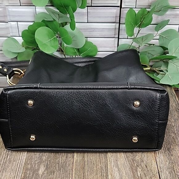 Unbranded faux leather shoulder bag - Picture 9 of 11